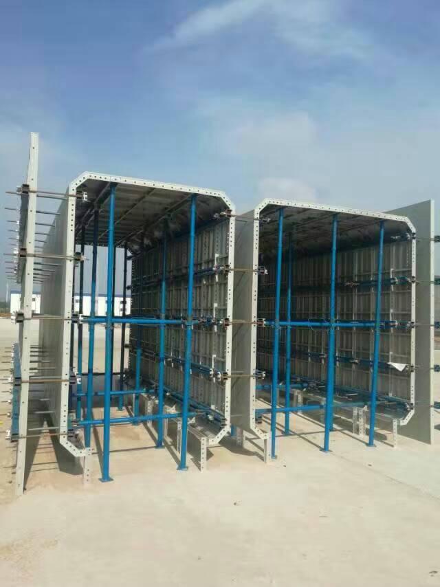 装备鉴定区发展迅速已经独立出去成立为得物app