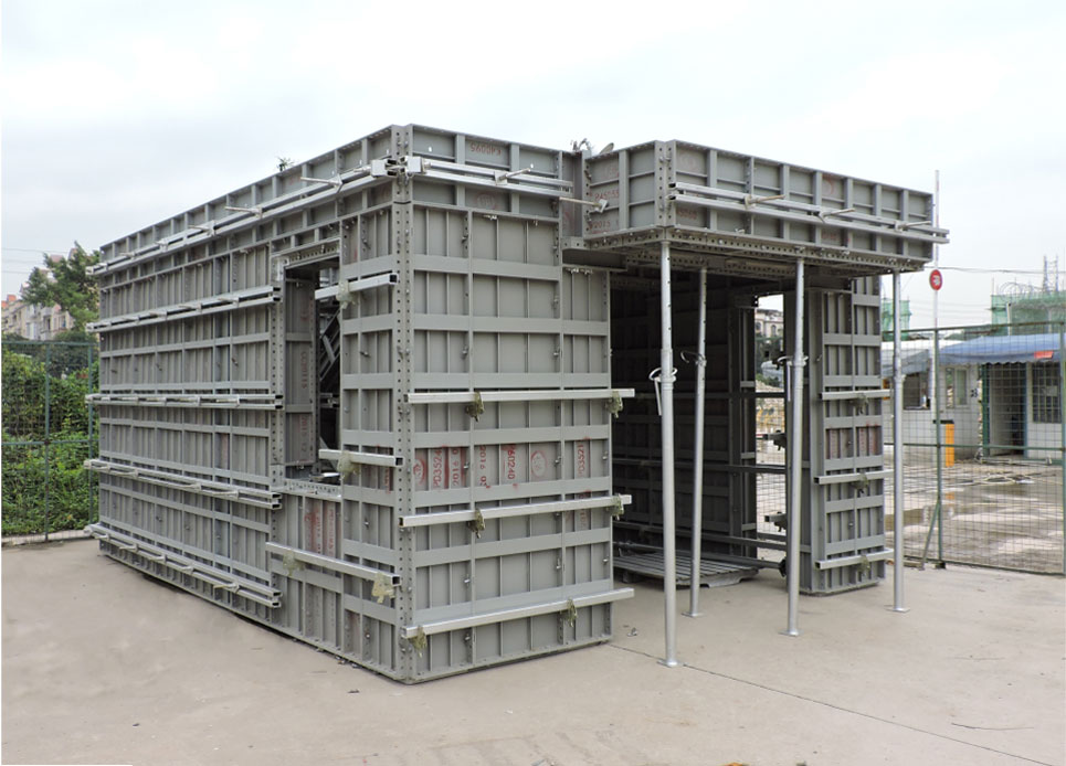 是一家以从事有色金属冶炼和压延加工业为主的企业