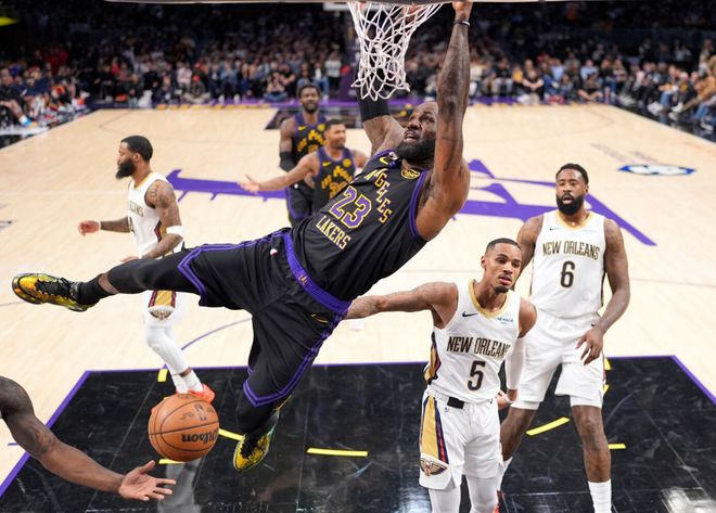 湖人核心伤缺冲击季后赛排名 掘金火箭争夺西部