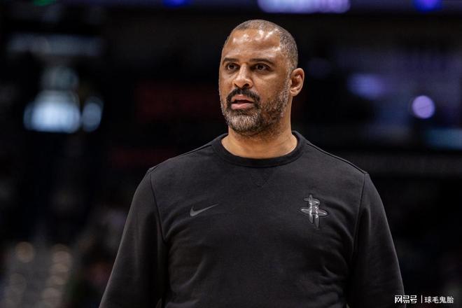 湖人双杀火箭杜兰特失误成关键 火箭传接球失误